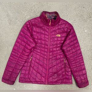 The North Face Magenta Quilted Thermoball Primaloft Geo Tie Dye Print Lining